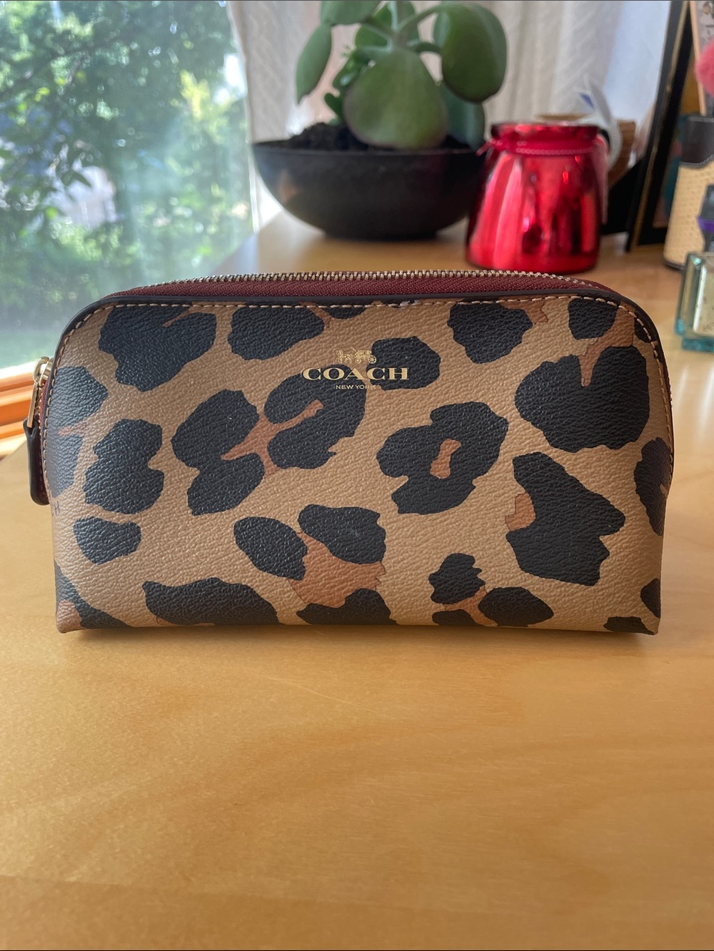 Coach Leopard Print Leather Case Pouch - Brown/Black makeup pencils various uses
